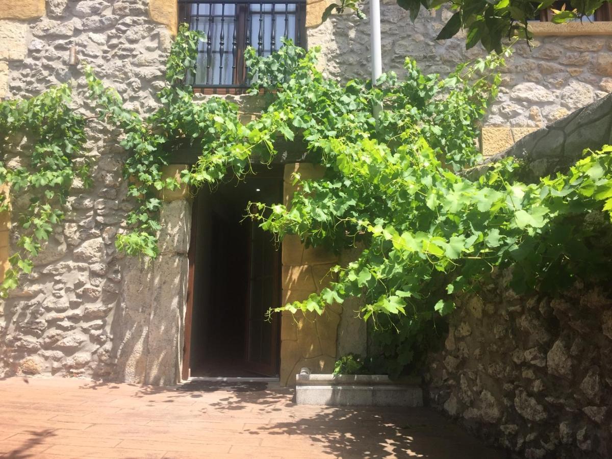 Vivienda Vieja Cepa Apartment Noja Bagian luar foto